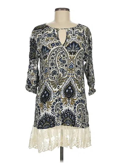Pre-owned Umgee 3/4 Sleeve Blouse In Ivory