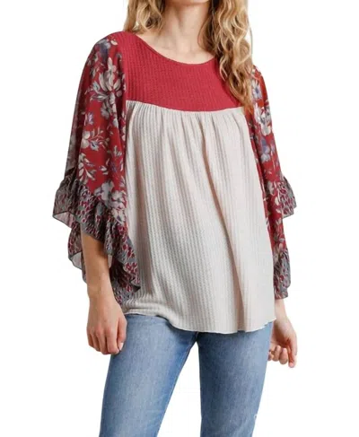 Umgee Butterfly Sleeve Top In Natural In White