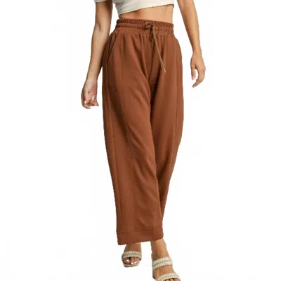 Umgee Camryn Luxe Knit Pants In Terracotta In Brown