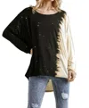 Umgee Contrast Color Raw Edge Top In Black