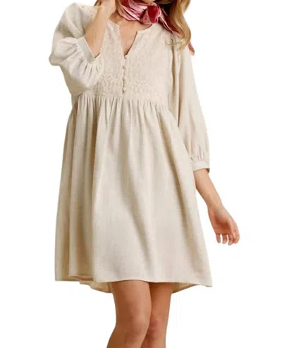 Umgee Dancing Alone Embroidered Dress In Oatmeal In White