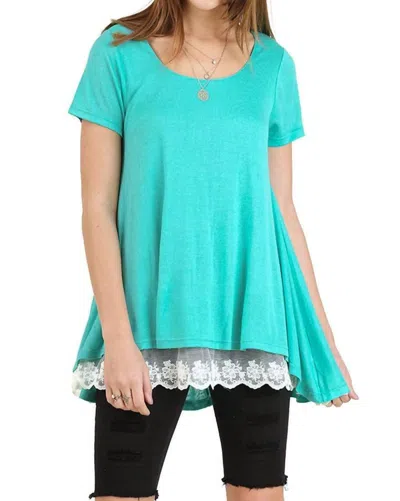 Umgee Everyday Lace Top In Emerald In Blue