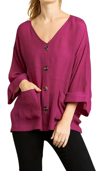Umgee Faux Button Front Pocket Top In Magenta In Pink