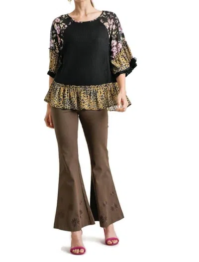 Umgee Floral & Animal Waffle Knit Top In Black