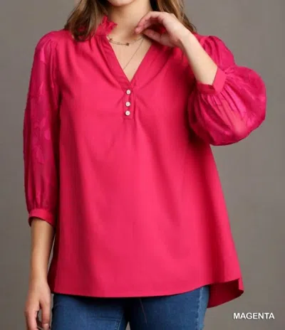 Umgee Floral Contrast Sleeve Top In Red In Pink