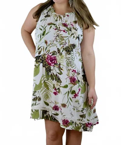 Umgee Floral Shift Dress - Plus In Cream In Multi