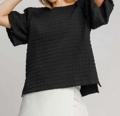 Umgee Jacquard Round Neck Top In Black