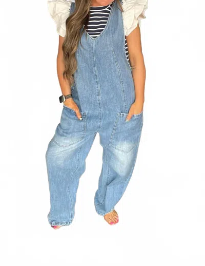 Umgee Jonette Jumpsuit In Light Wash