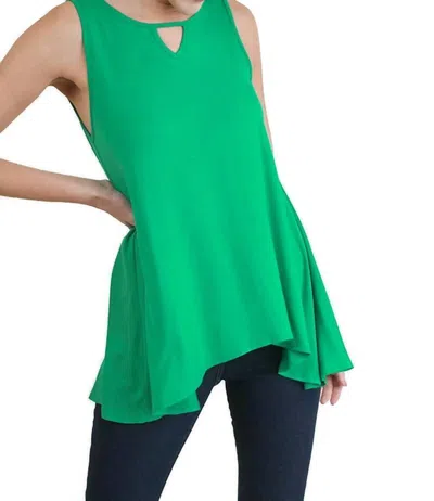 Umgee Keyhole Sleeveless Top In Green