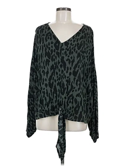 Pre-owned Umgee Long Sleeve Blouse In Green