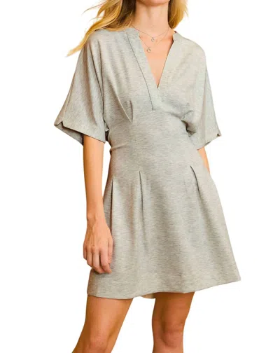 Umgee Luxeknit Pleaded Dress In Heather White In Gray