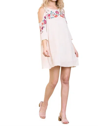 Umgee Open Shoulder Angel Sleeve Dress In Natural In White