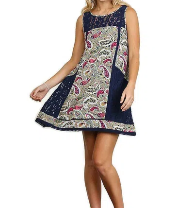 Umgee Paisley & Lace Sleeveless Dress In Navy In Multi