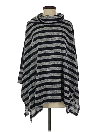 Pre-owned Umgee Poncho In Gray