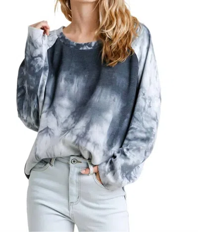 Umgee Raglan Sleeve Raw Edged Top In Charcoal In Pink