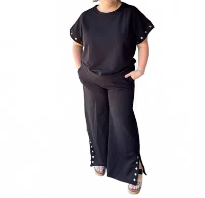 Umgee Ribbed Knit Slit Hem Pant In Black