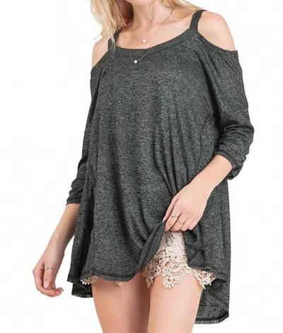 Umgee Shirred Sleeve Cold Shoulder Tunic In Black In Green