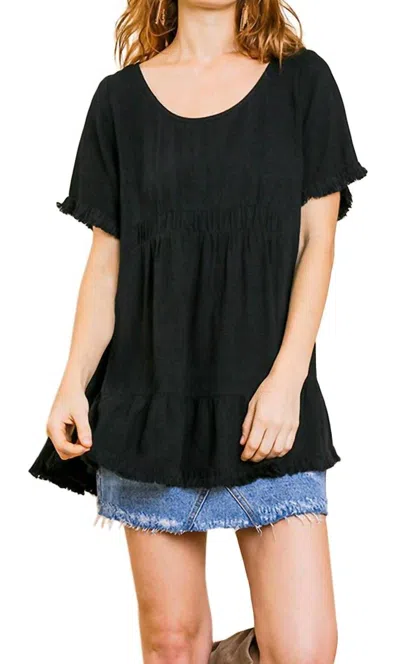 Umgee Short Ruffle Sleeve Tunic In Black