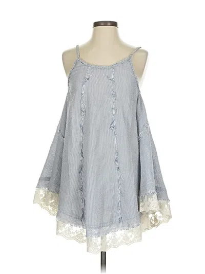 Pre-owned Umgee Sleeveless Blouse In Gray