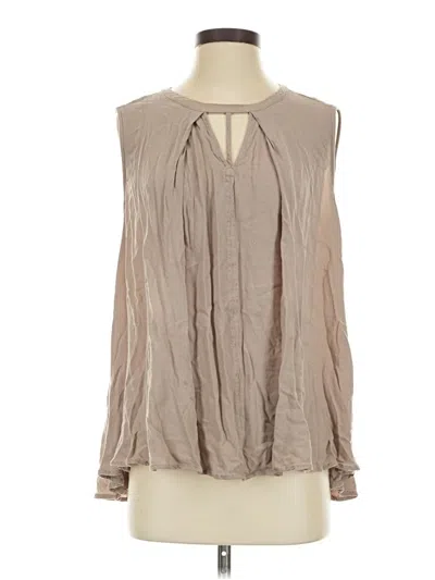 Pre-owned Umgee Sleeveless Blouse In Tan