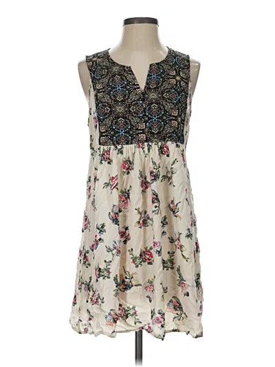 Pre-owned Umgee Sleeveless Blouse In White