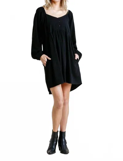 Umgee Sweetheart Babydoll Dress In Black In Multi