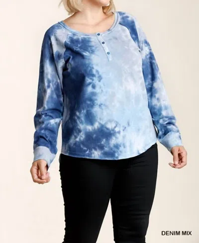 Umgee Tie Dye Button Front Raglan Sleeve Top With Raw Hem In Denim In Multi