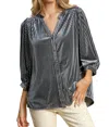 Umgee V-neck Button Down Velvet Top In Gumetal In Multi