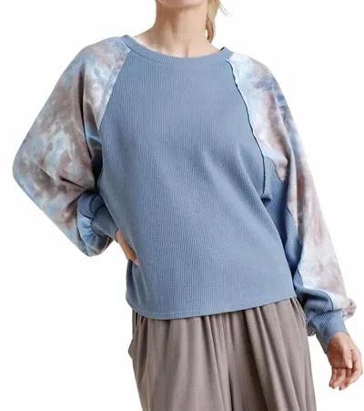 Umgee Waffle Knit Tie Dye Top In Denim In Blue