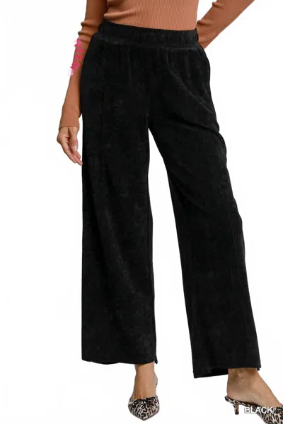 Umgee Women's Chenille Pants In Black