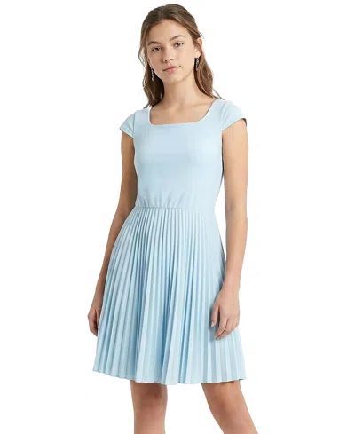Un Deux Trois Girls' Cap Sleeve Pleated Dress - Big Kid In Blue
