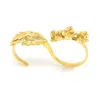 Unaloe Women's Two-finger Ring Adorned With Roses And Leaves In Gold-plated Sterling Silver In Gold