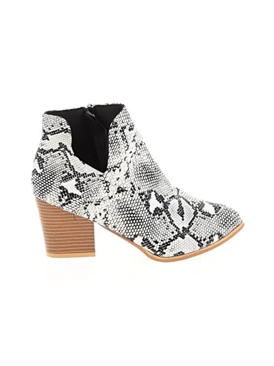 Pre-owned Unbranded Ankle Boots In White