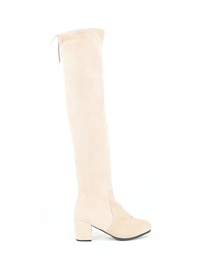Pre-owned Unbranded Boots In Ivory