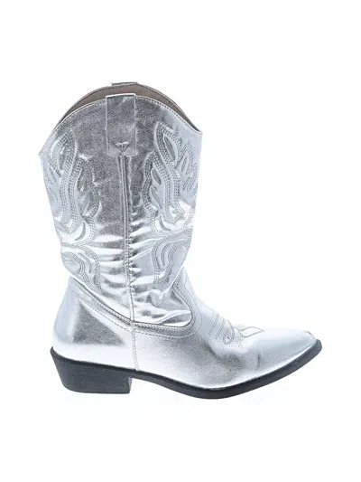 Pre-owned Unbranded Boots In Silver