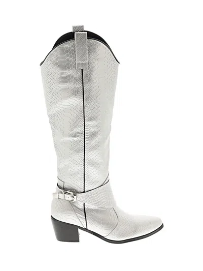 Pre-owned Unbranded Boots In Silver
