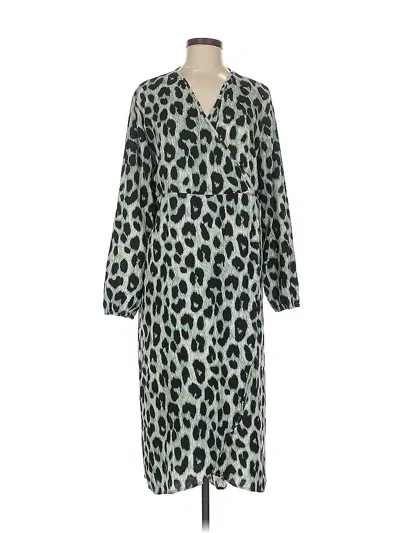 Pre-owned Unbranded Casual Dress In Green