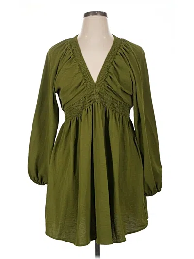 Pre-owned Unbranded Casual Dress In Green