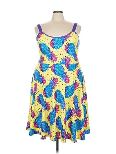 Pre-owned Unbranded Cocktail Dress In Yellow