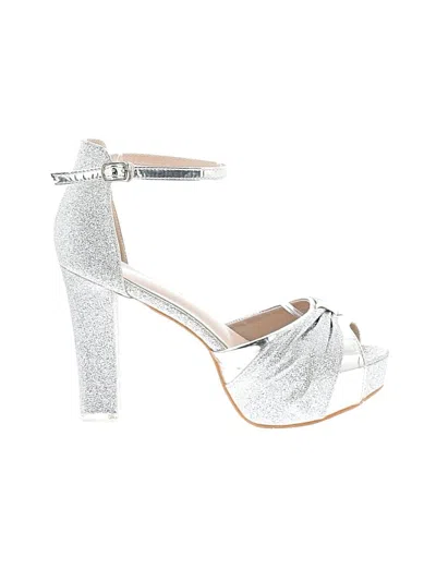 Pre-owned Unbranded Sandals In Silver