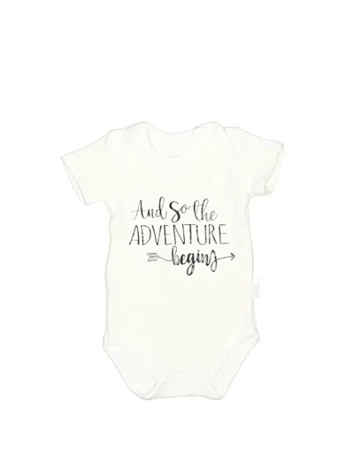 Pre-owned Unbranded Babies' Short Sleeve Onesie In Ivory