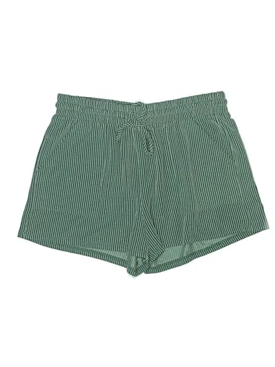 Pre-owned Unbranded Shorts In Green