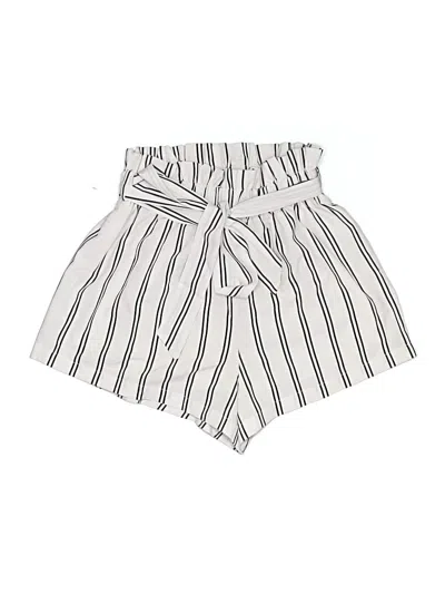 Pre-owned Unbranded Shorts In Ivory