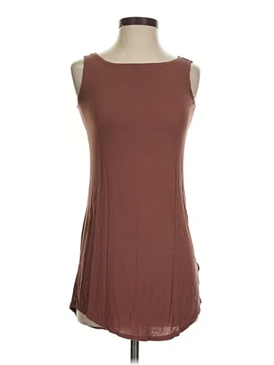 Pre-owned Unbranded Sleeveless T-shirt In Brown