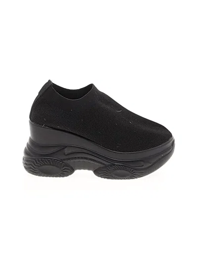 Pre-owned Unbranded Sneakers In Black