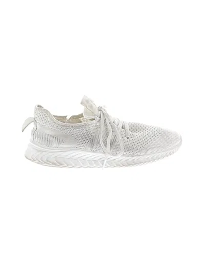 Pre-owned Unbranded Sneakers In White