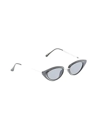 Pre-owned Unbranded Sunglasses In Gray
