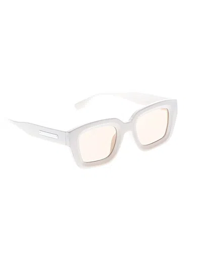 Pre-owned Unbranded Sunglasses In Ivory