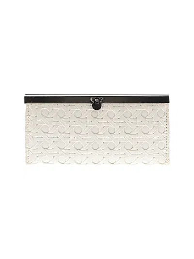 Pre-owned Unbranded Wallet In White