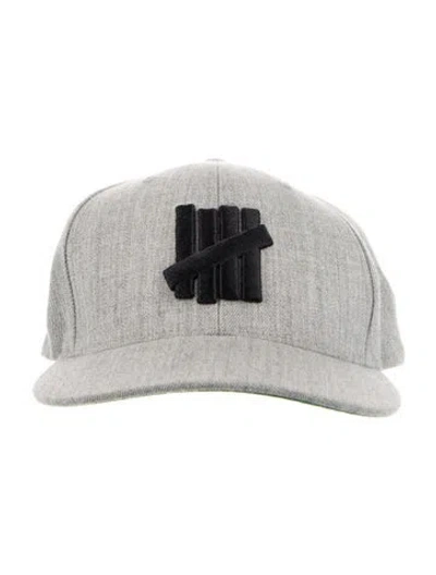 Pre-owned Undefeated Canvas Snapback Cap In Gray